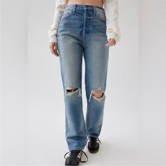 PISTOLA Cassie High-Waisted Straight Leg Jean in Belmont Distressed Wash - 25 - Picture 4 of 10